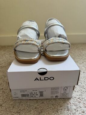ALDO Silver Braided Strap Sandals Women Size 8.5 Metallic Flat Summer Shoes